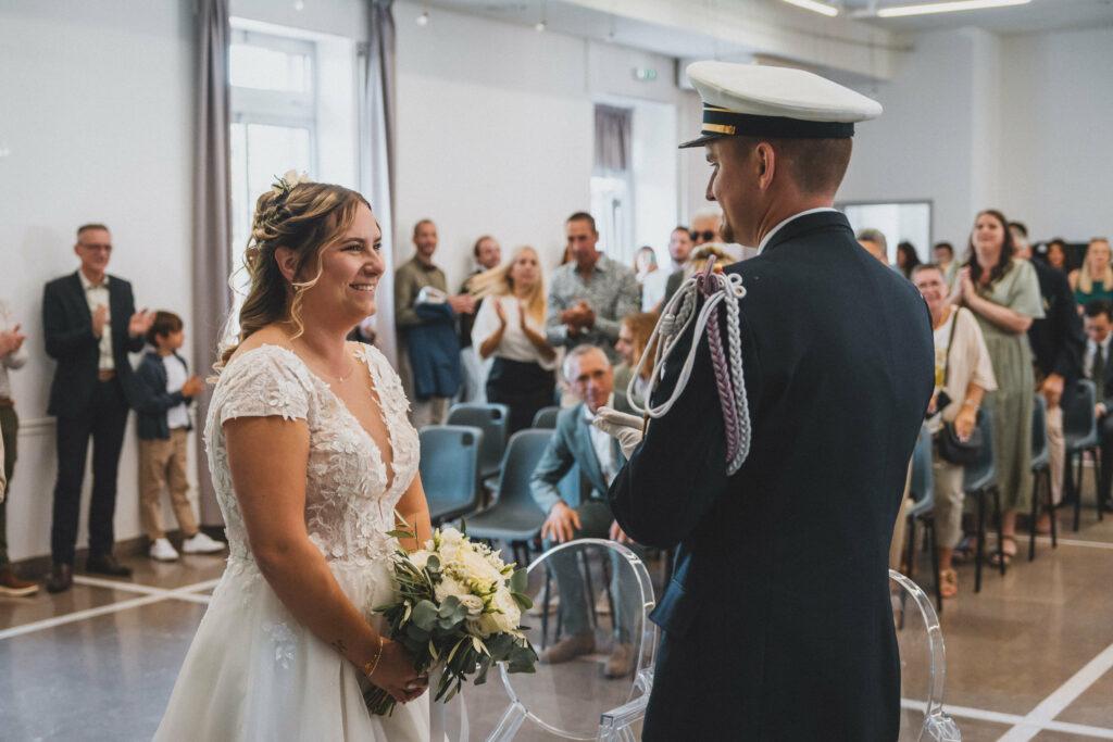Cérémonie civile de mariage à Frontignan dans l'Hérault. Mariage militaire de l'Armée de l'air